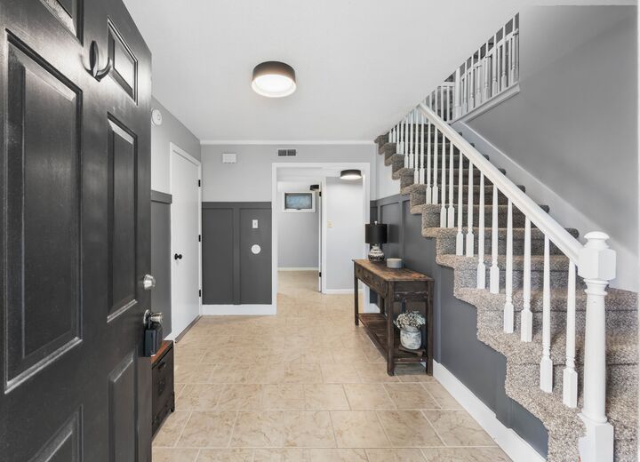 Property Photo:  404 Warren Cir  TN 37040 