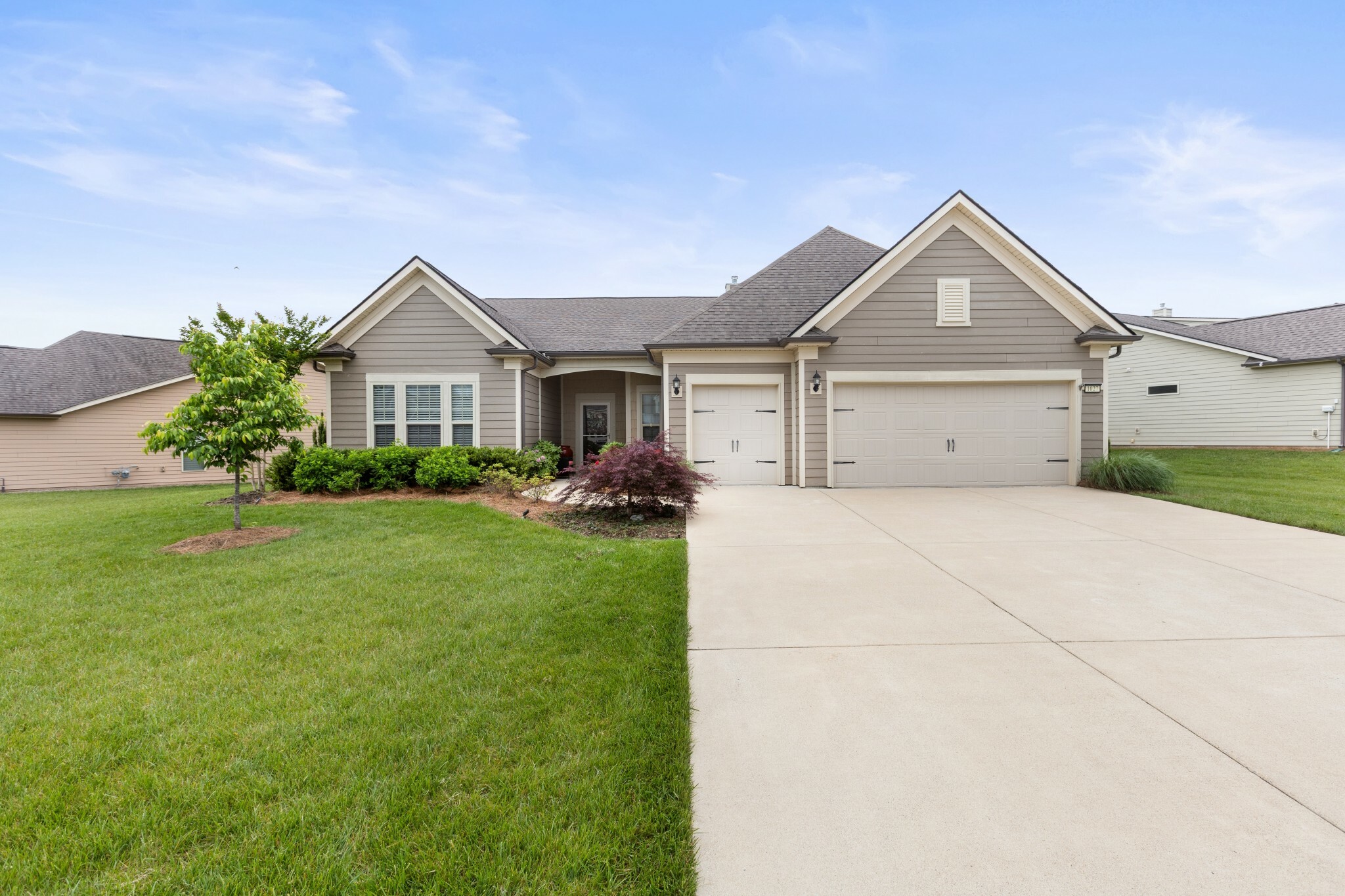Property Photo: 1027 Coffee Rdg TN 37174