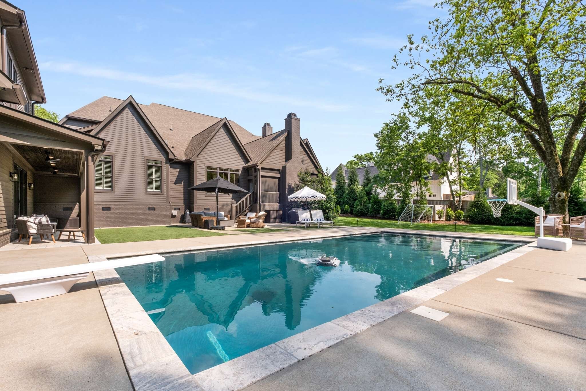 4613 Chalmers Dr  Nashville TN 37215 photo