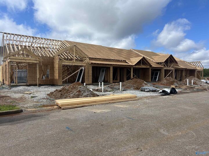 Property Photo:  26432 Breakers Circle  AL 35613 