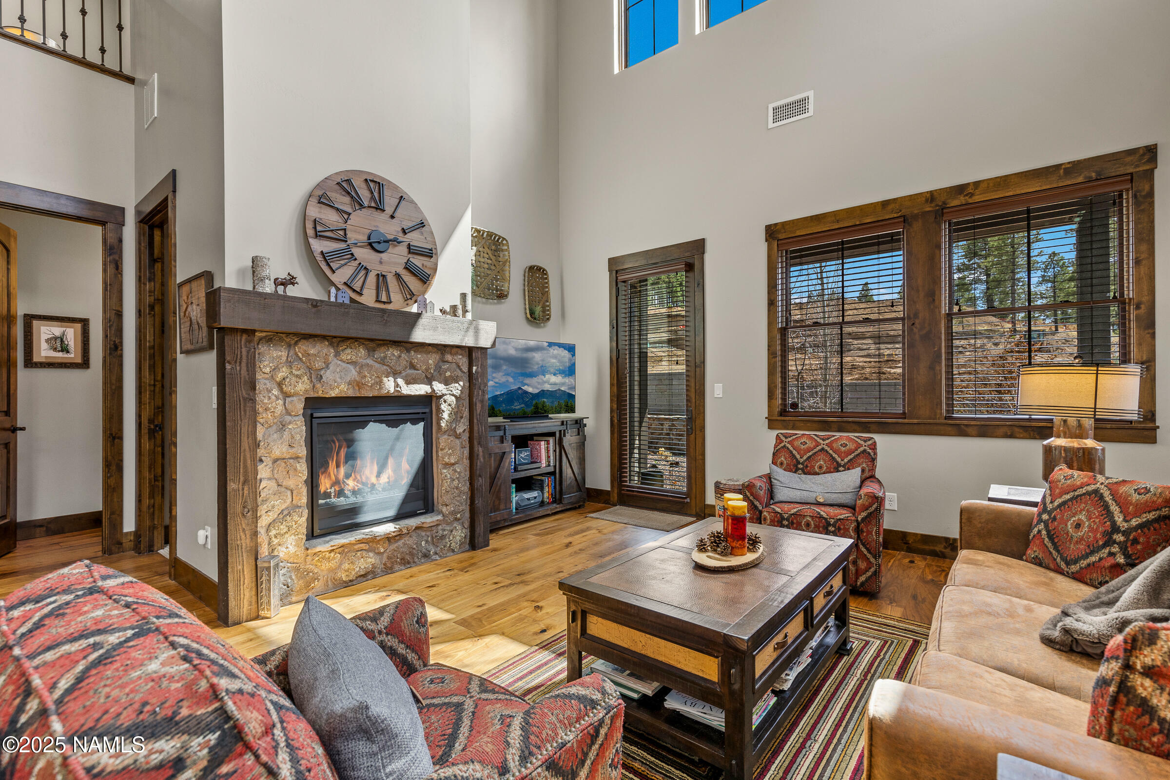 Property Photo: 4445 W Arabian Trail AZ 86005