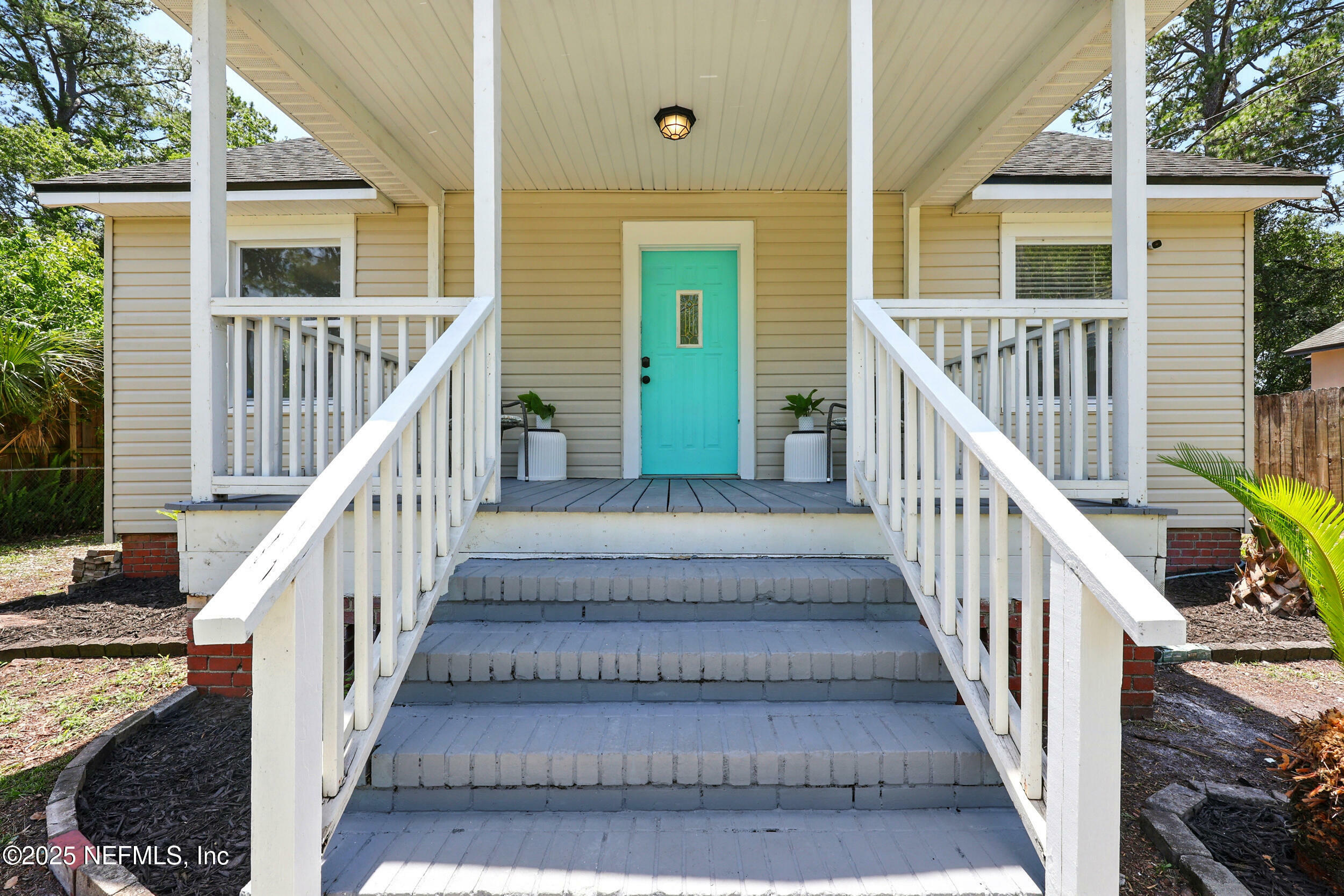 Property Photo: 3120 Ernest Street FL 32205