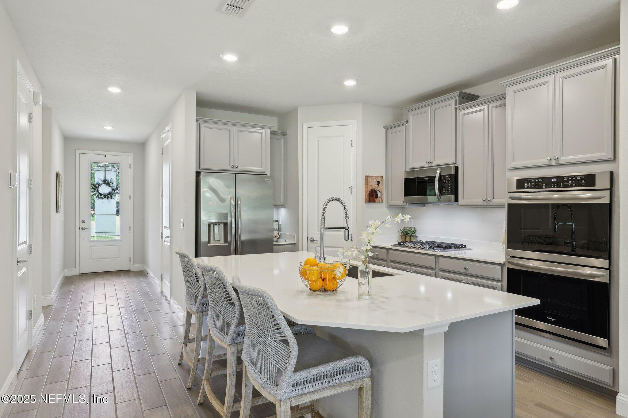 Property Photo: 101 Greenie Bend FL 32259