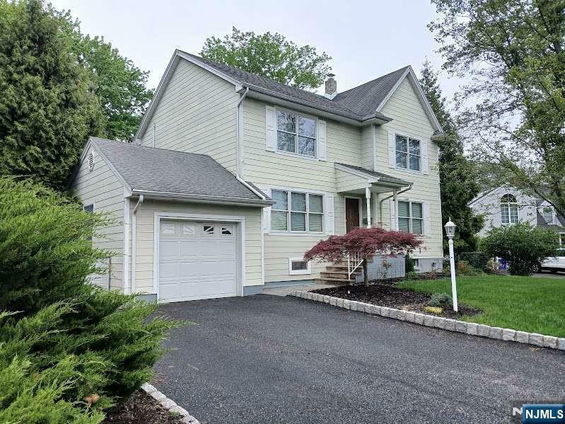 19 Rivervale Road  Park Ridge NJ 07656 photo