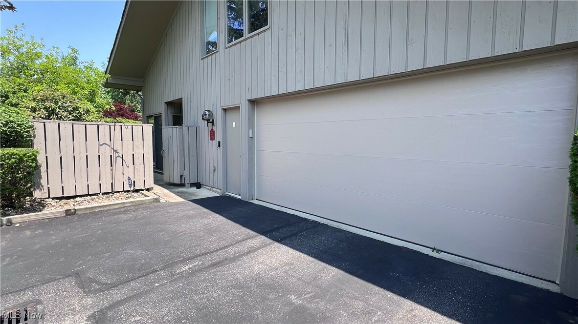 Property Photo: 250 Laurel Circle 13 OH 44202