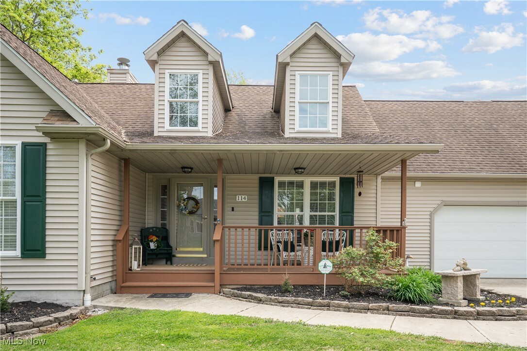 Property Photo: 114 W Cherokee Trail OH 44870