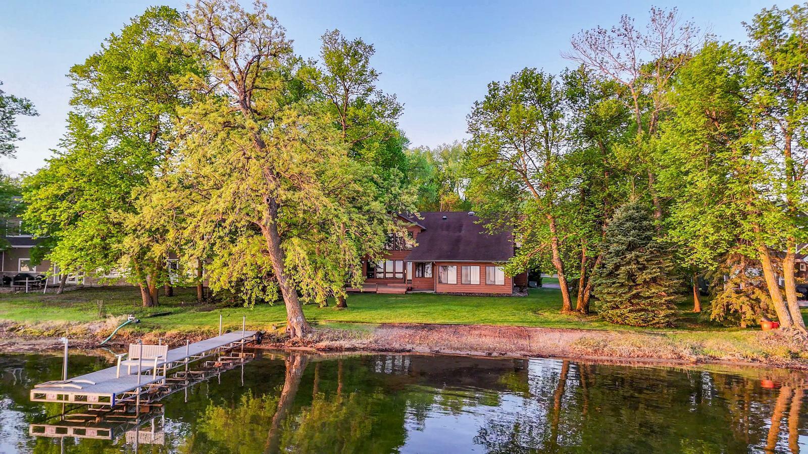 Property Photo: 570 Shorewood Drive MN 56501