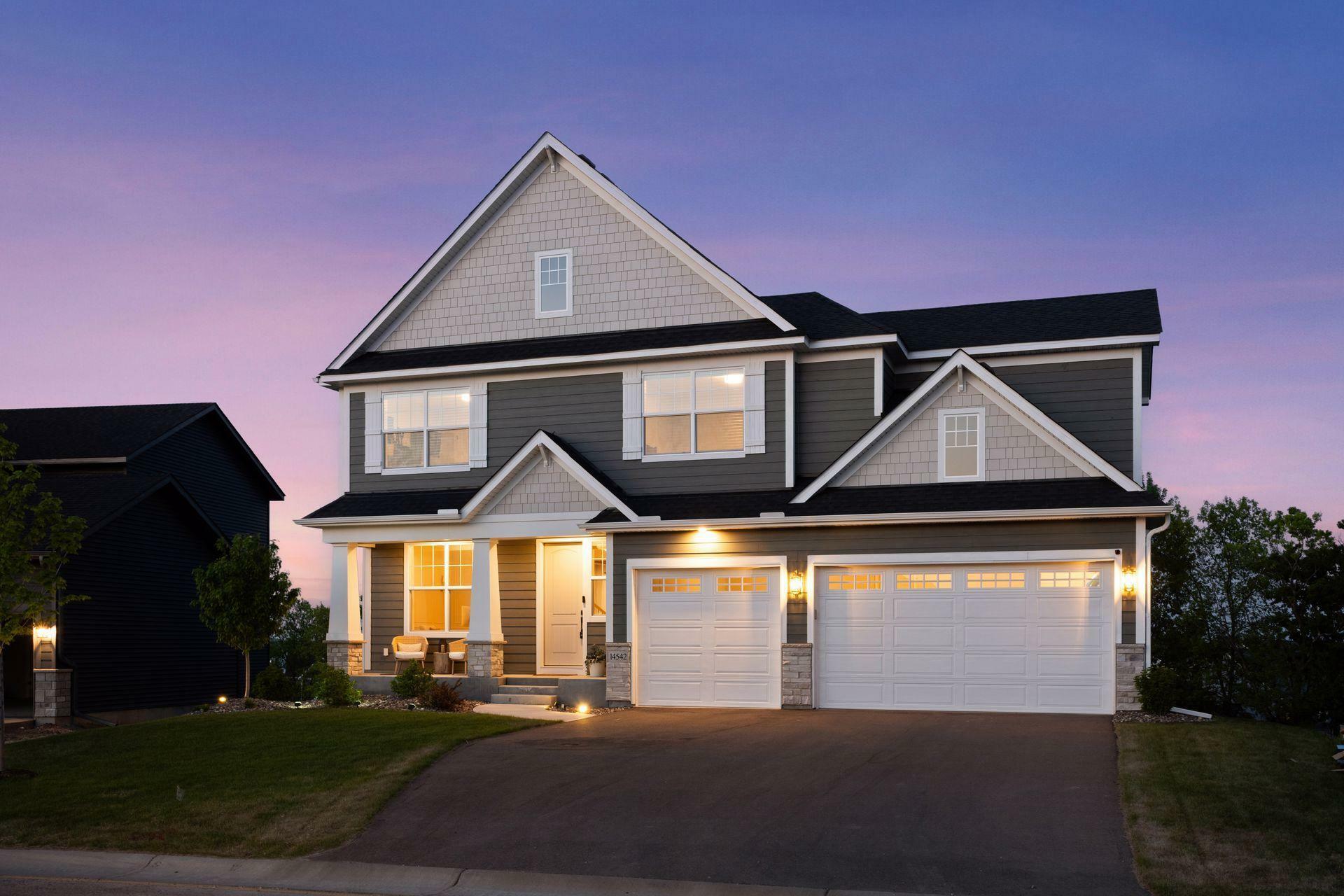 Property Photo: 14542 Kingsview Lane N MN 55327