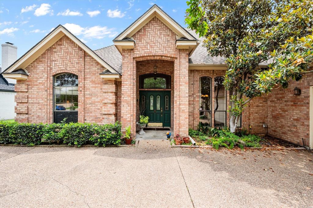 Property Photo: 919 Riviera Drive TX 76063