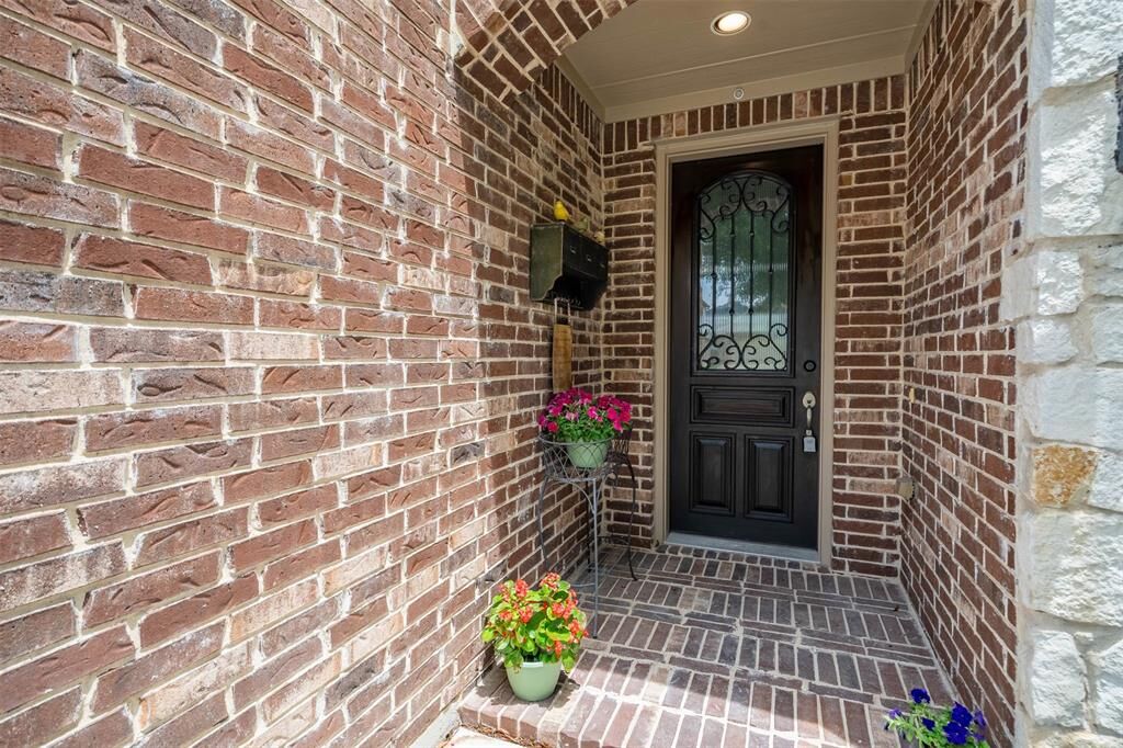 Property Photo:  11424 Grapeleaf Drive  TX 76244 