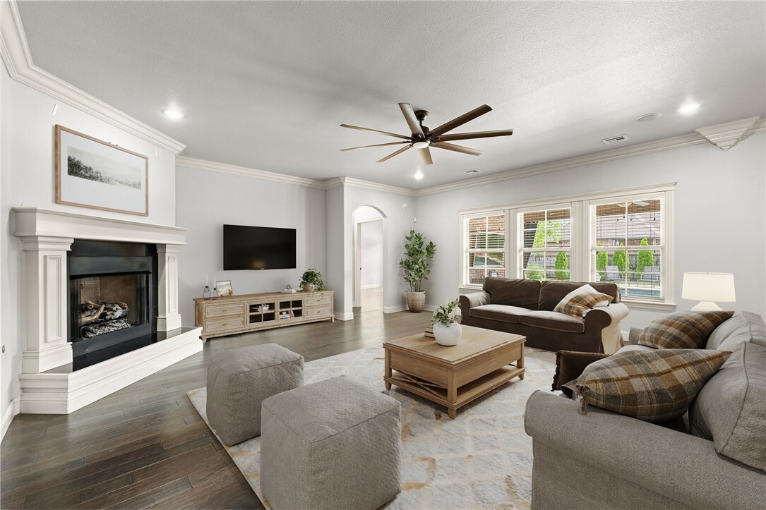 Property Photo: 6503 S 35th Street AR 72758