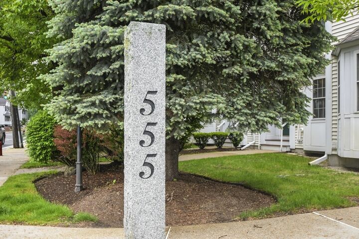 Property Photo:  555 Main St 16  MA 01801 