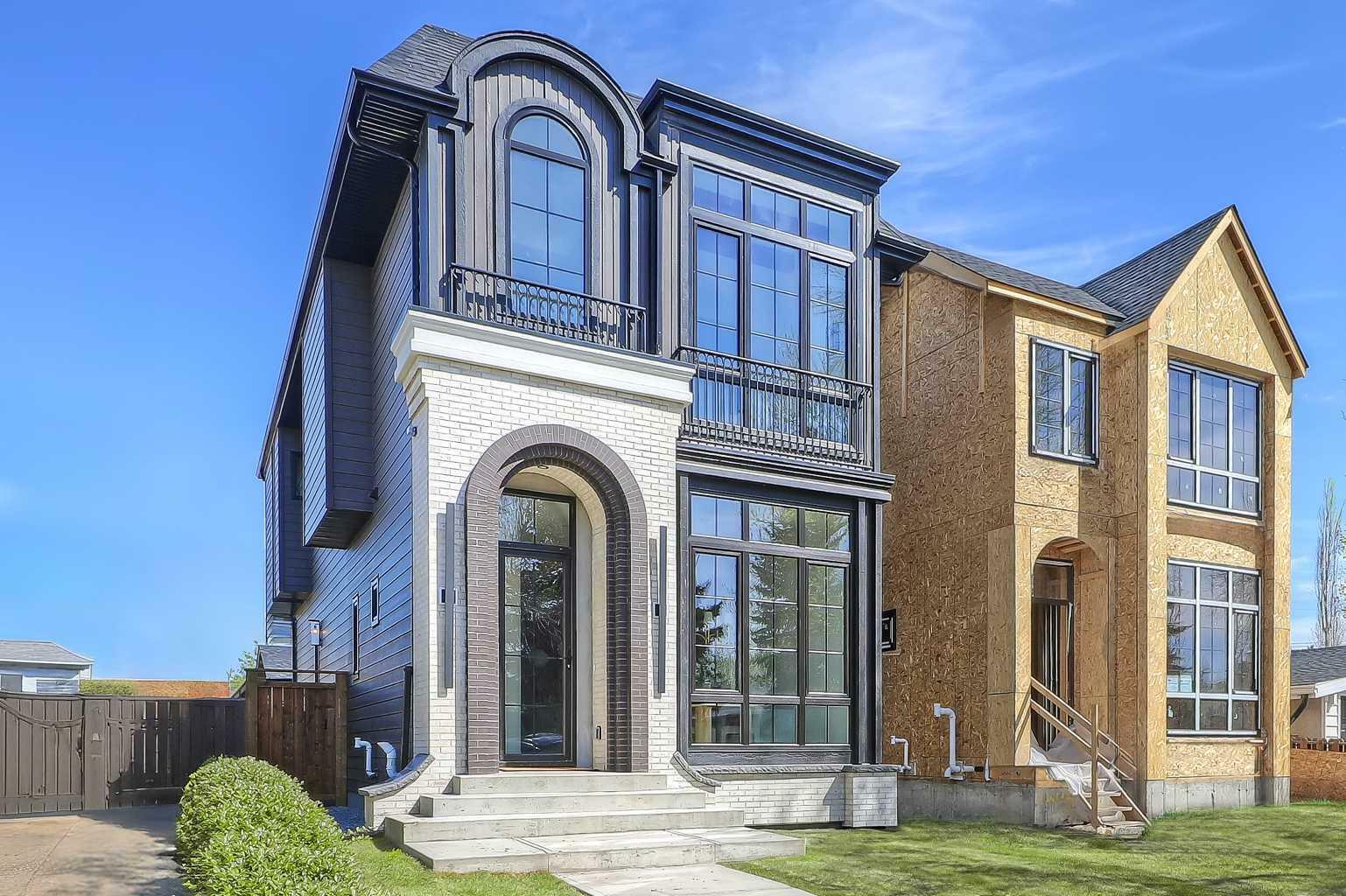 2322 54 Avenue SW  Calgary AB T3E 1M1 photo