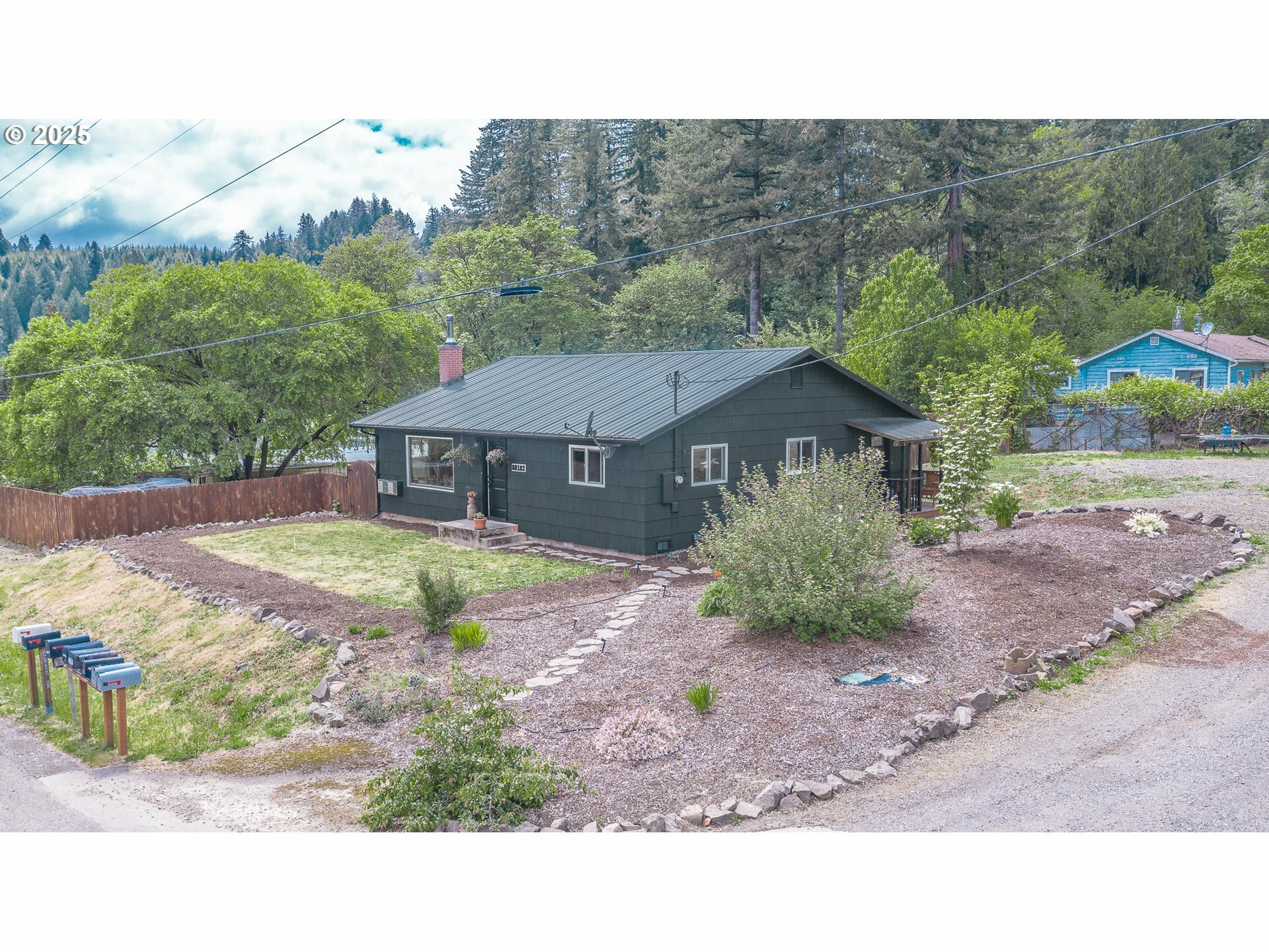 Property Photo: 88182 Chestnut St OR 97453