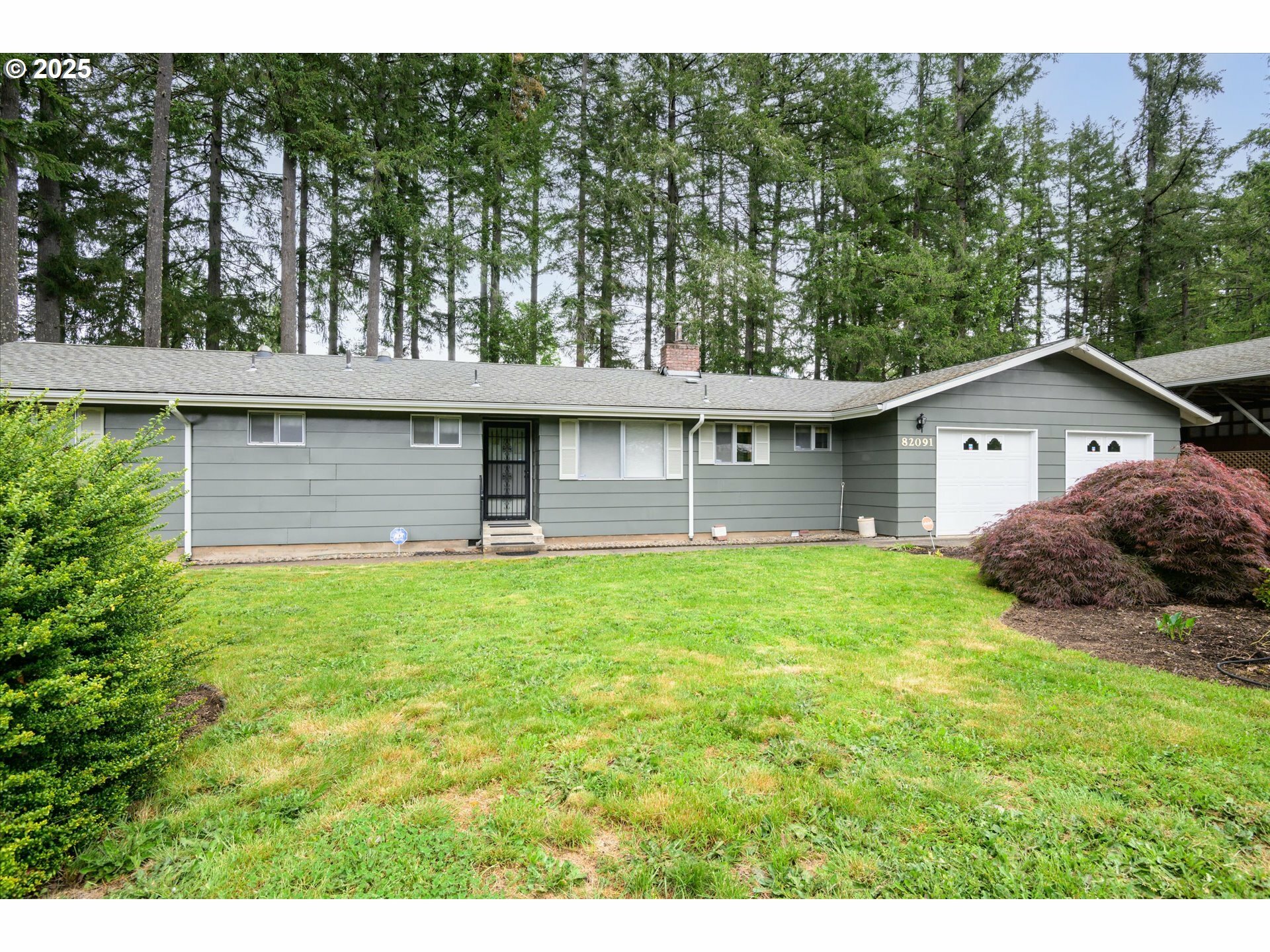 Property Photo: 82091 Lost Valley Ln OR 97431