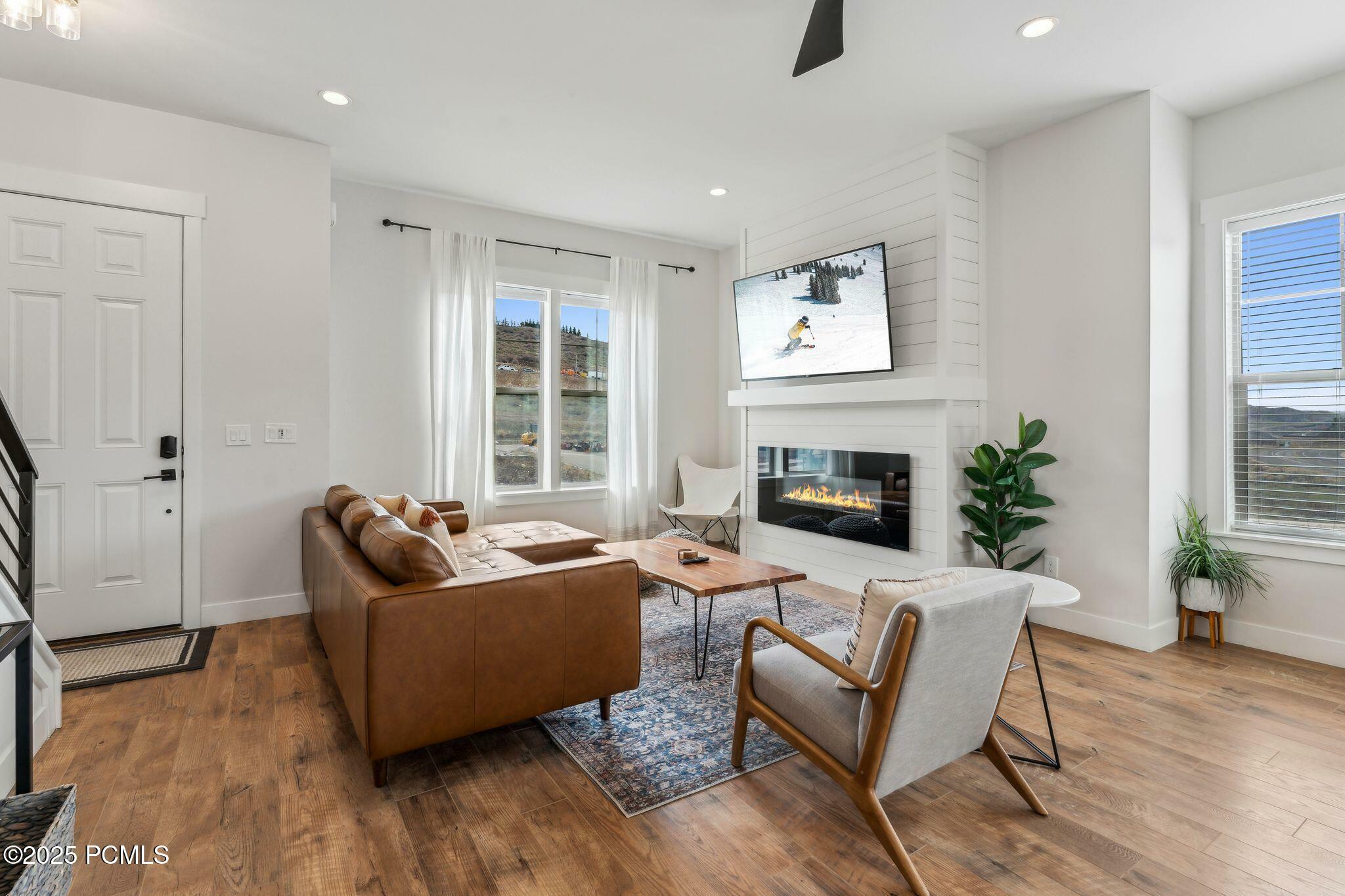 Property Photo: 1021 W Wasatch Sprimgs Road UT 84036