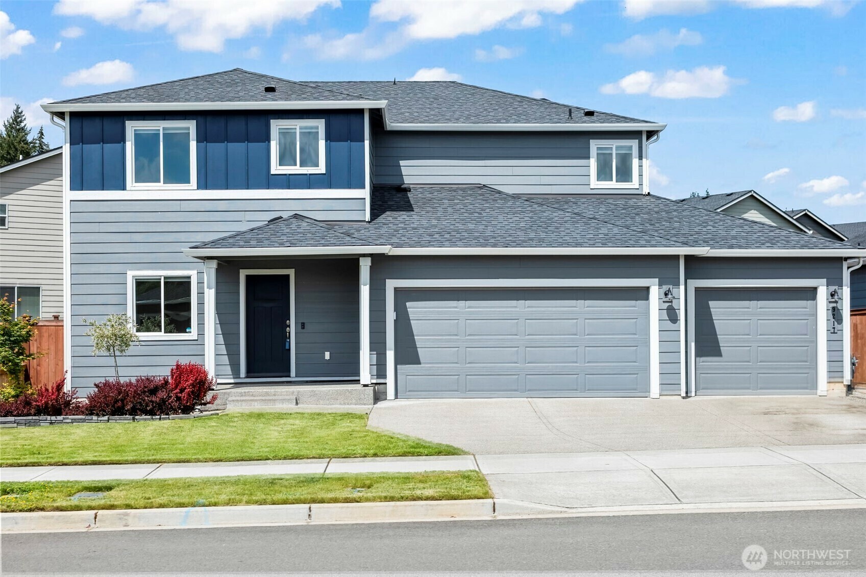 Property Photo: 9217 Candytuft Lane SE WA 98501
