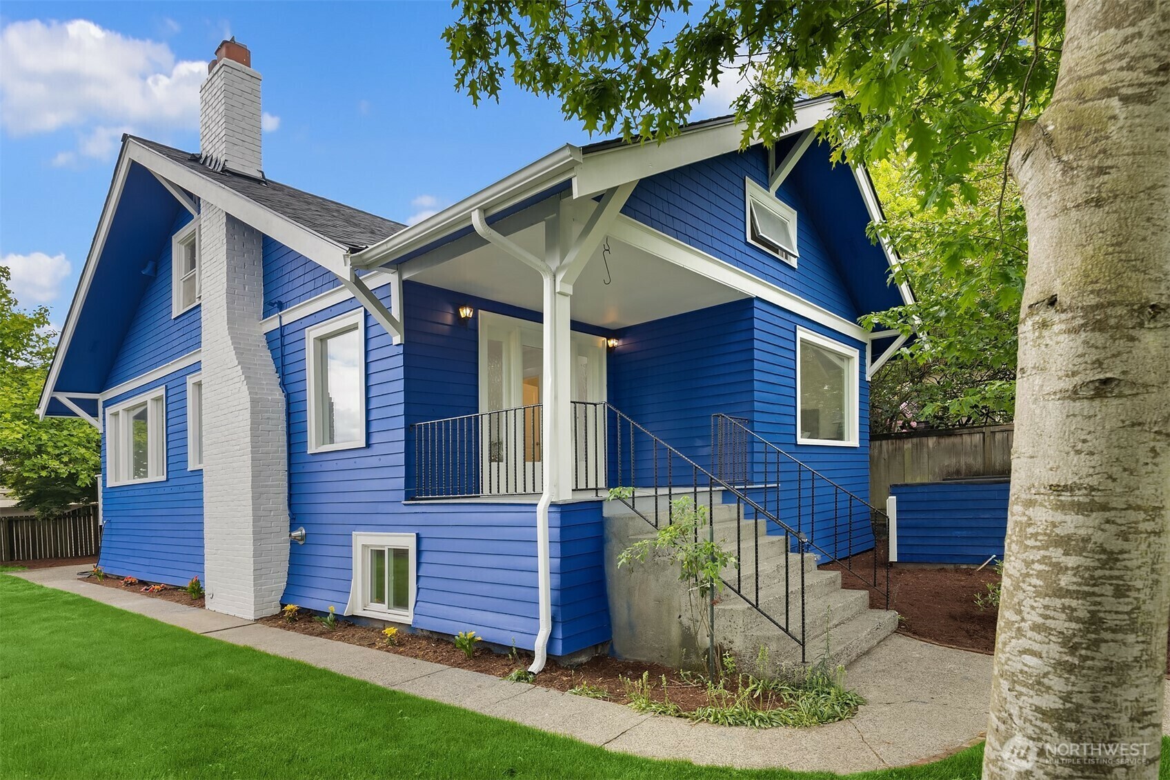 907 N 80th Street  Seattle WA 98103 photo