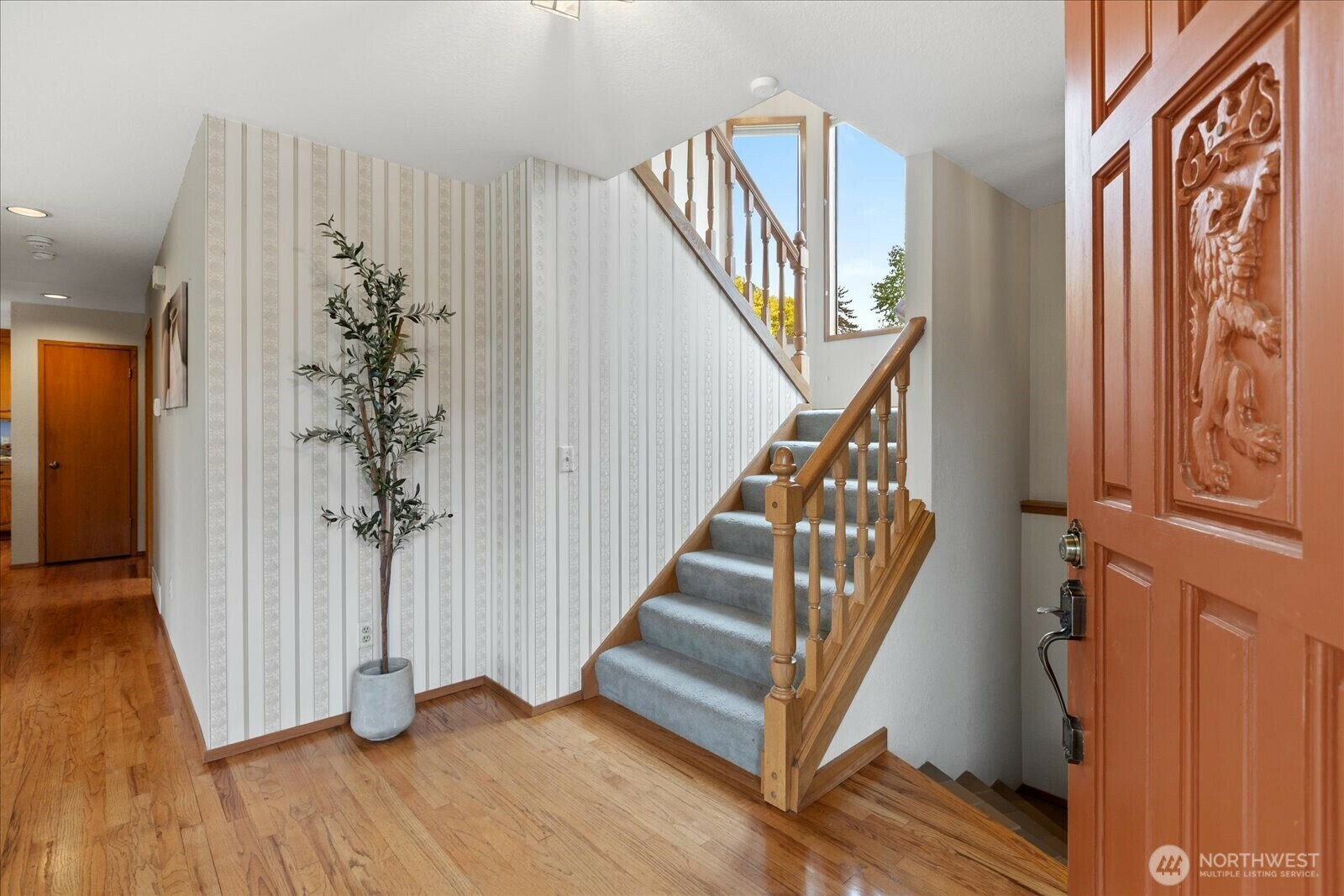 Property Photo: 732 Cedar Street WA 98020