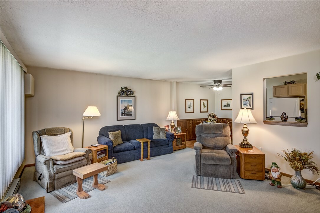 Property Photo: 3607 Oak Tree Lane WI 54701