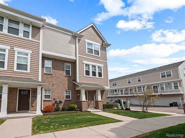 2500 Normandy Road 41  Royal Oak MI 48073 photo