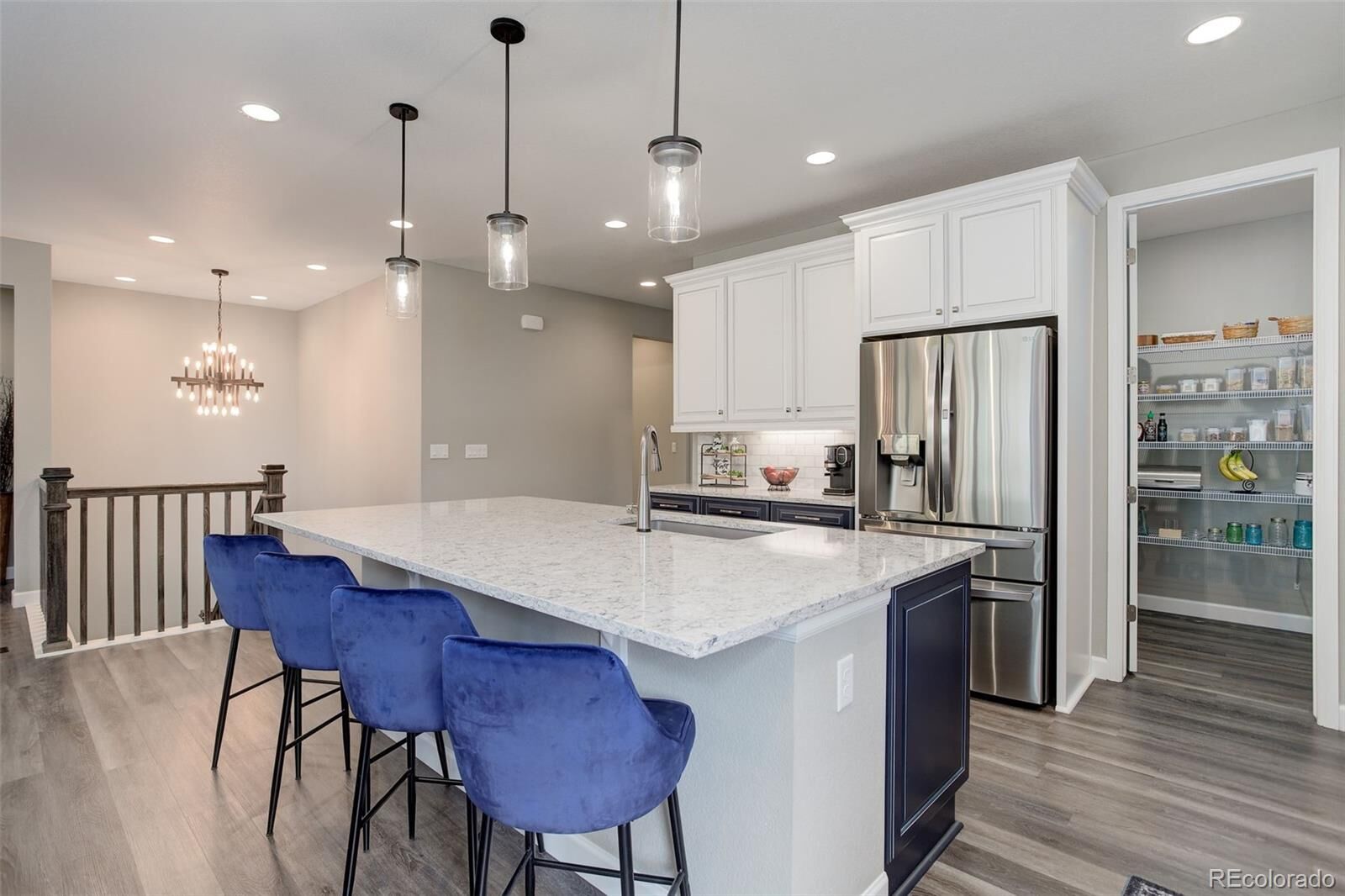 Property Photo:  6899 Petunia Place  CO 80108