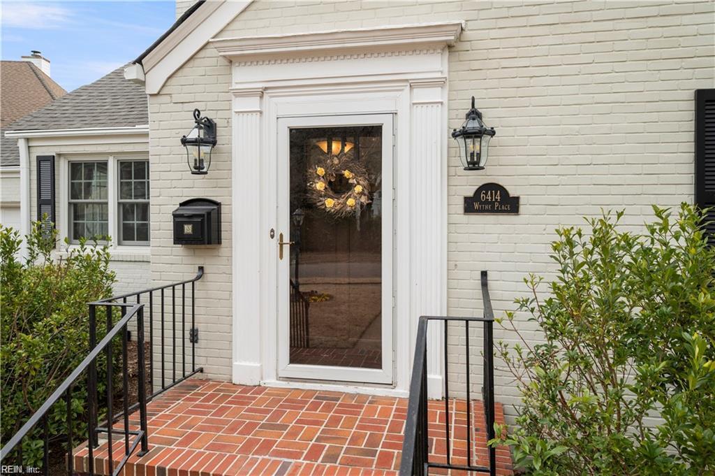 Property Photo: 6414 Wythe Pl VA 23508