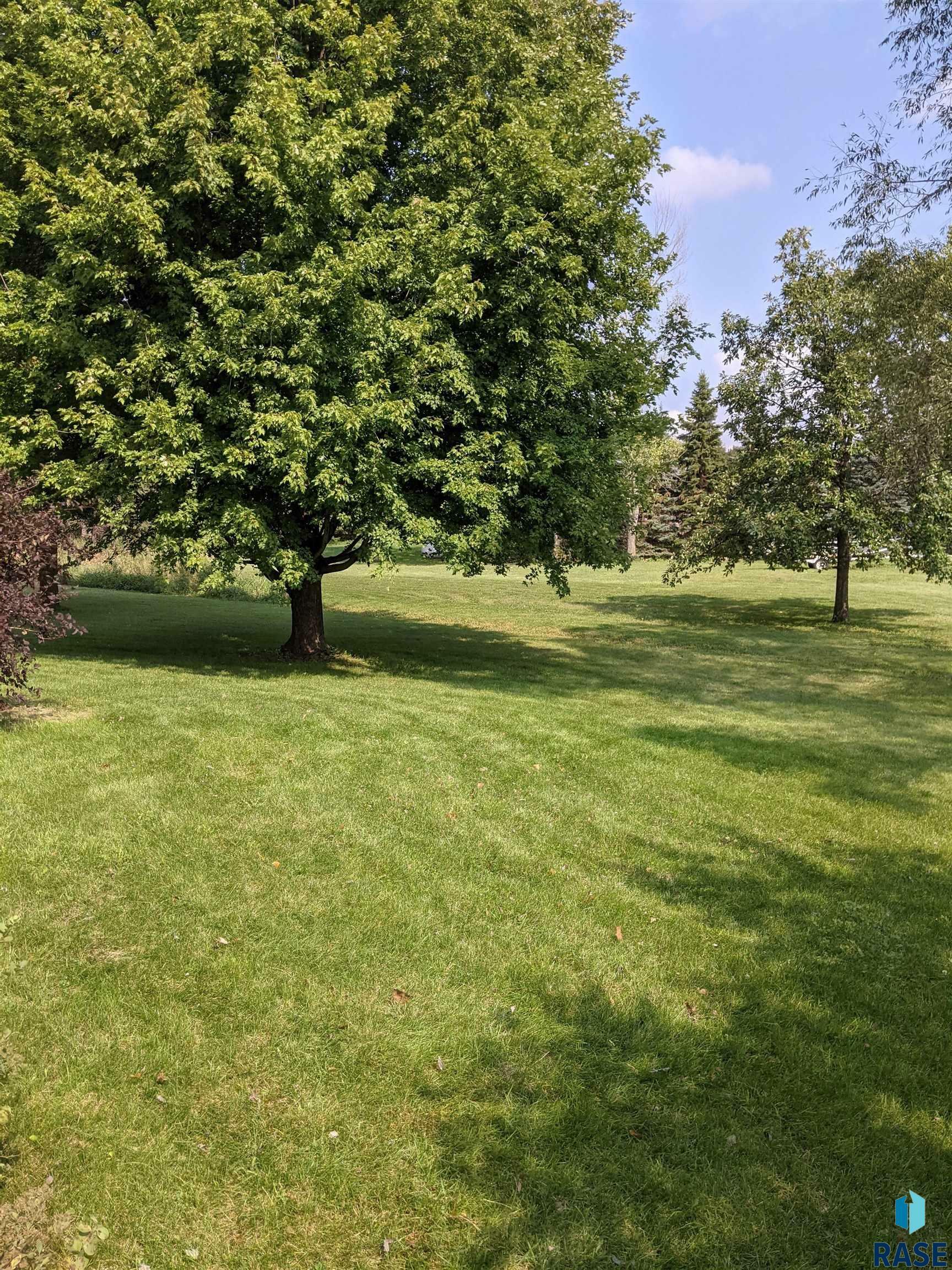 Property Photo: 27033 Revilo Pl SD 57108