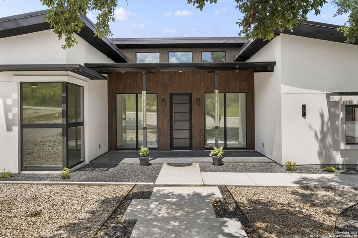 Property Photo: 2637 Campestres TX 78070