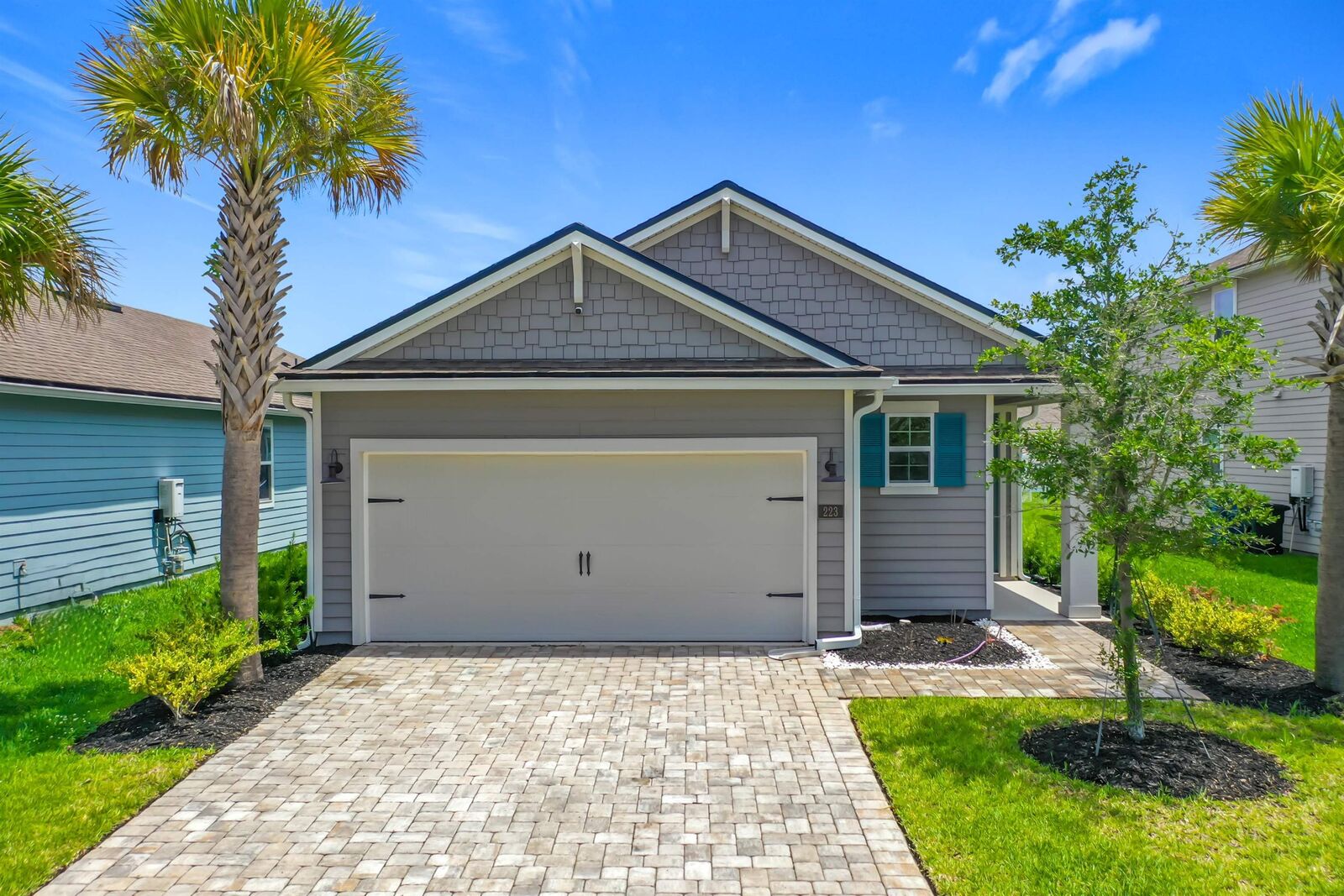 Property Photo:  223 Thistleton Way  FL 32092 