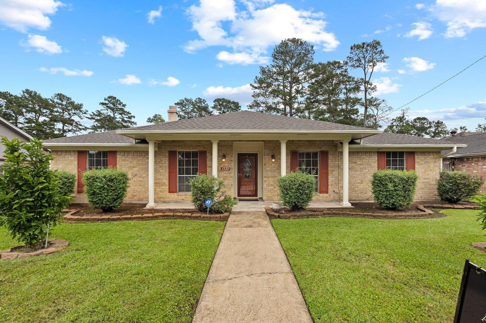 Property Photo: 1370 Shakespeare Drive TX 77706