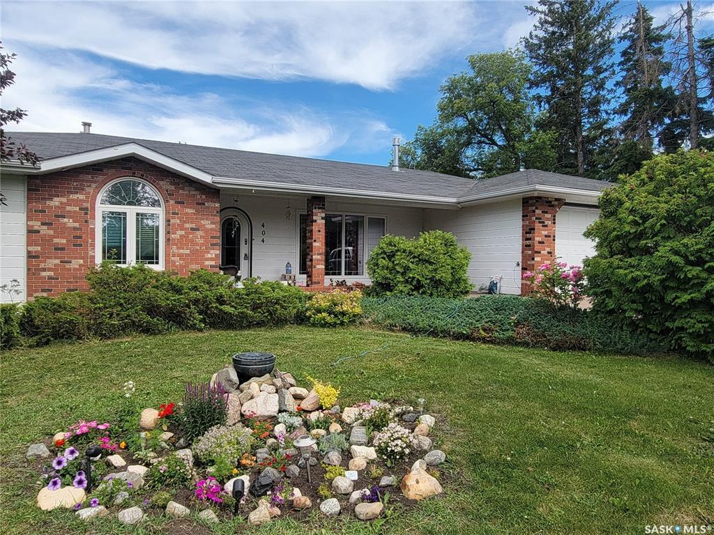 Photo de la propriété:  404 Broad Street  SK S0M 0N0 
