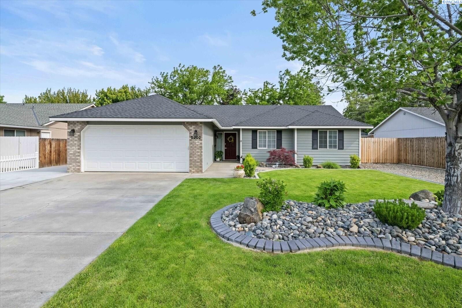 Property Photo:  5202 Crane Dr.  WA 99353 