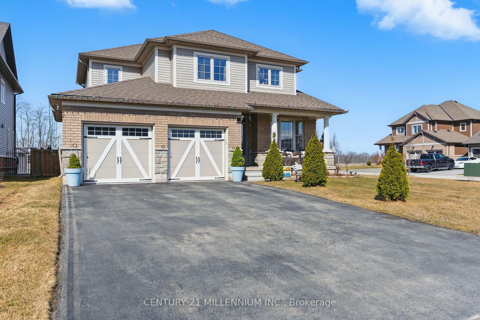 Property Photo: 10 Harvest Gate ON L0R 2A0