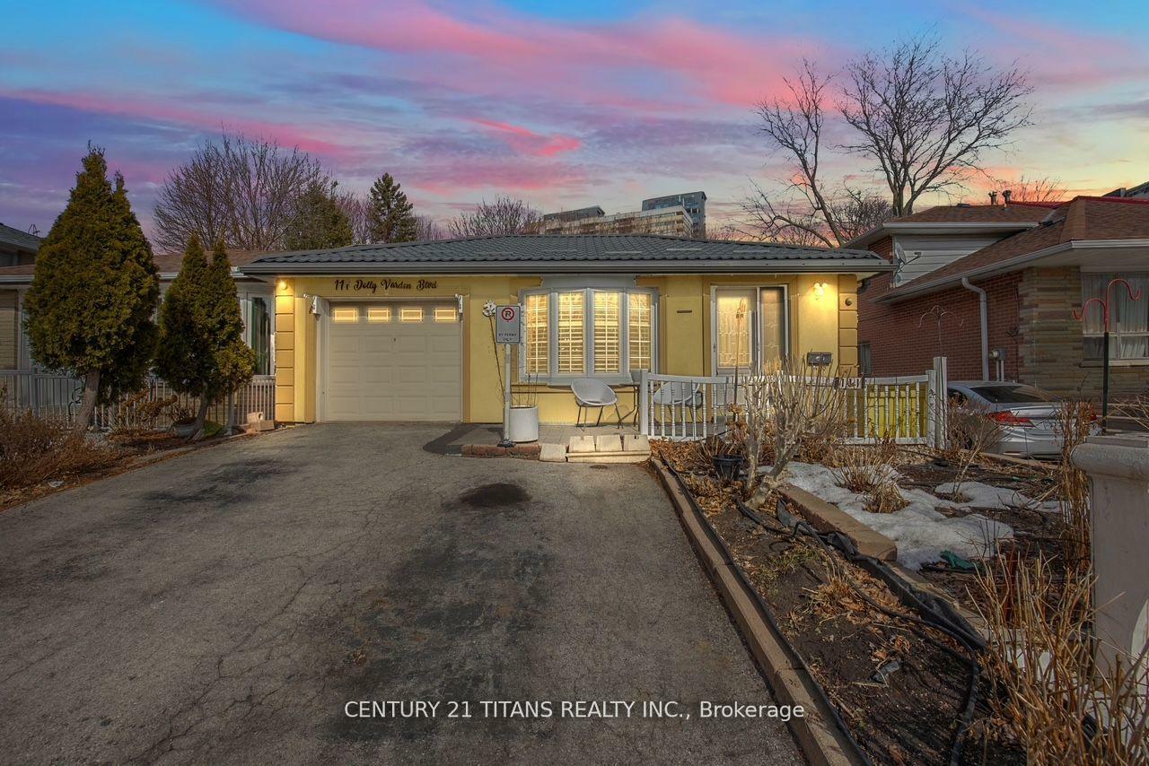 111 Dolly Varden Boulevard  Toronto ON M1H 2K7 photo