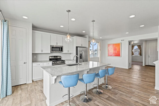 Property Photo: 6405 N Appaloosa Dr UT 84074