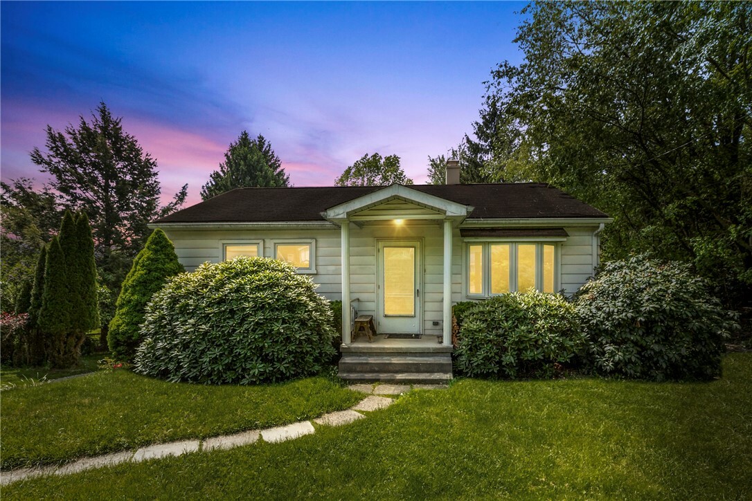 Property Photo: 2536 Hampton Avenue PA 15101