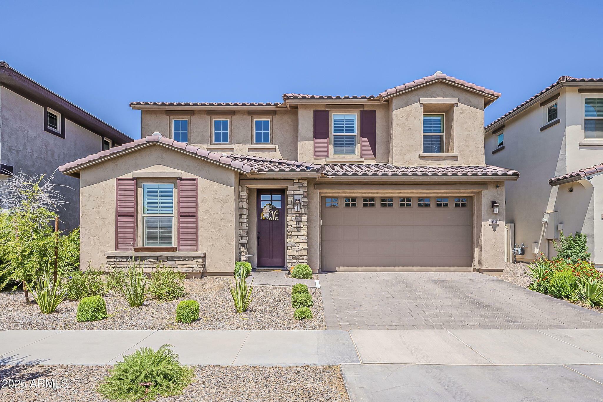Property Photo:  4607 S Venus --  AZ 85212 