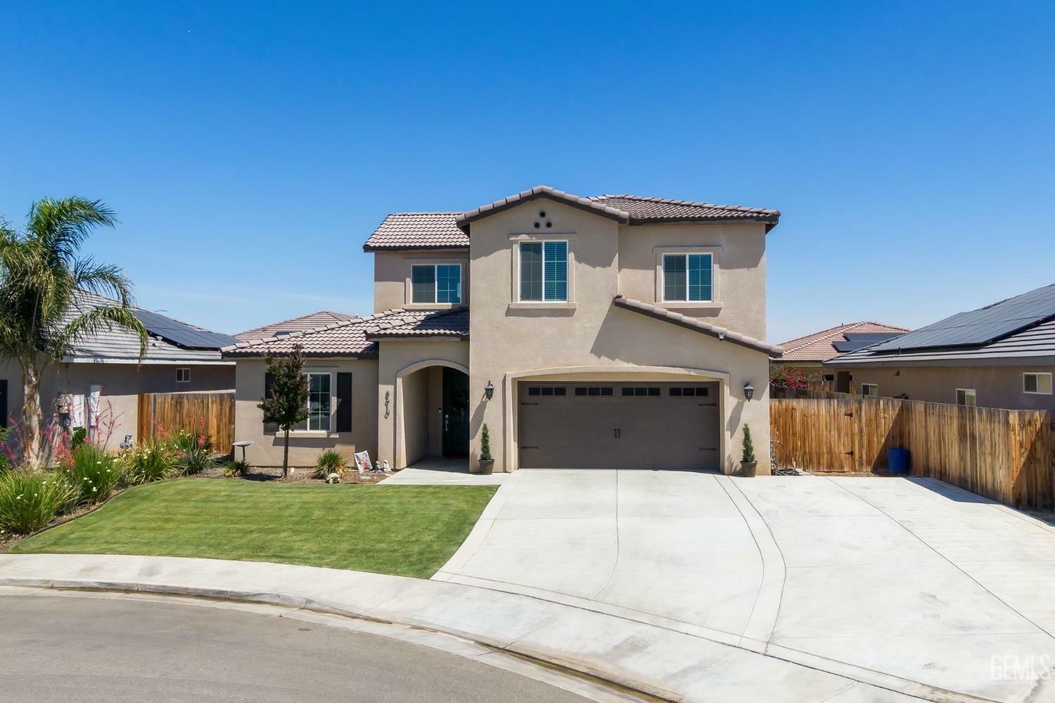 Property Photo: 8610 Kowa Street CA 93314
