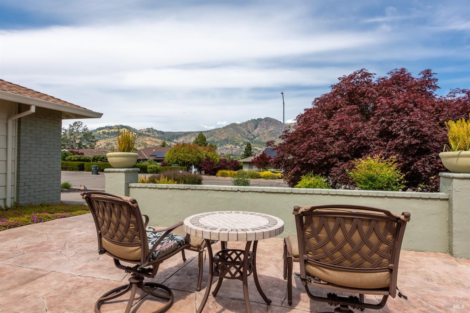 Property Photo: 7362 Oakmont Drive CA 95409