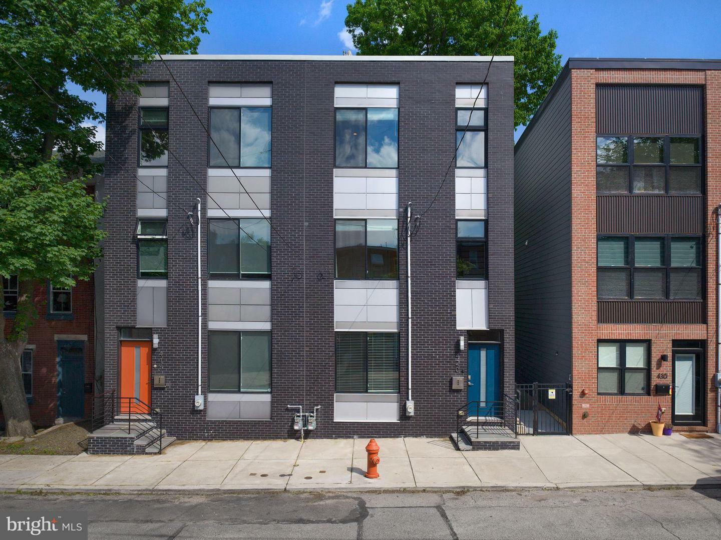 420 Kingsley Street  Philadelphia PA 19128 photo