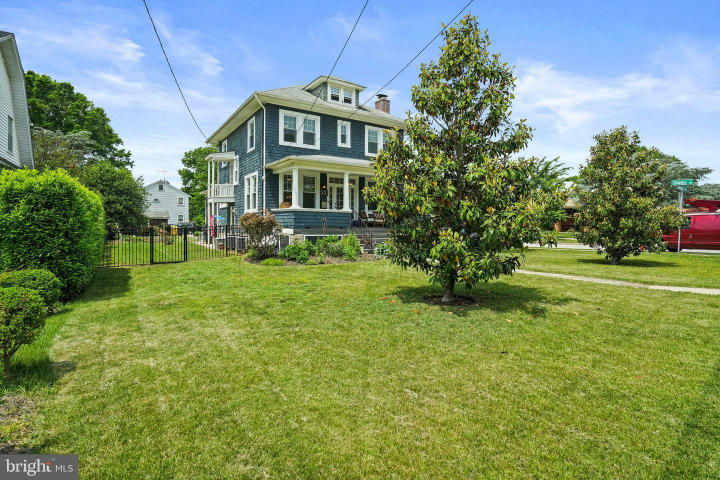 Property Photo: 500 S Hammonds Ferry Road MD 21090