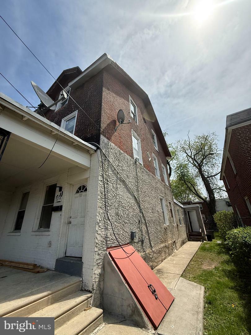 Property Photo: 7214 Greenway Avenue PA 19142