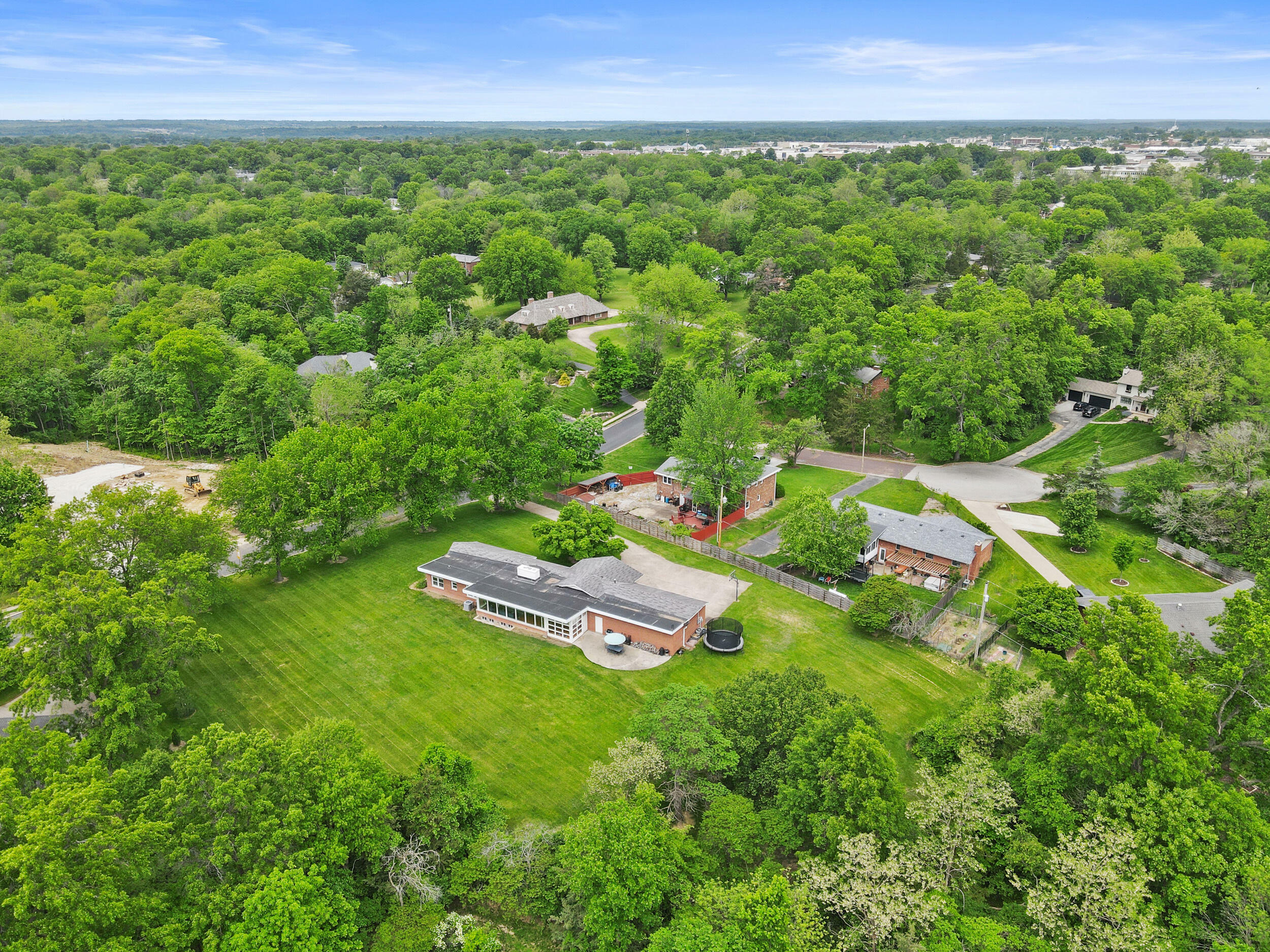 Property Photo: 702 Russell Blvd MO 65203
