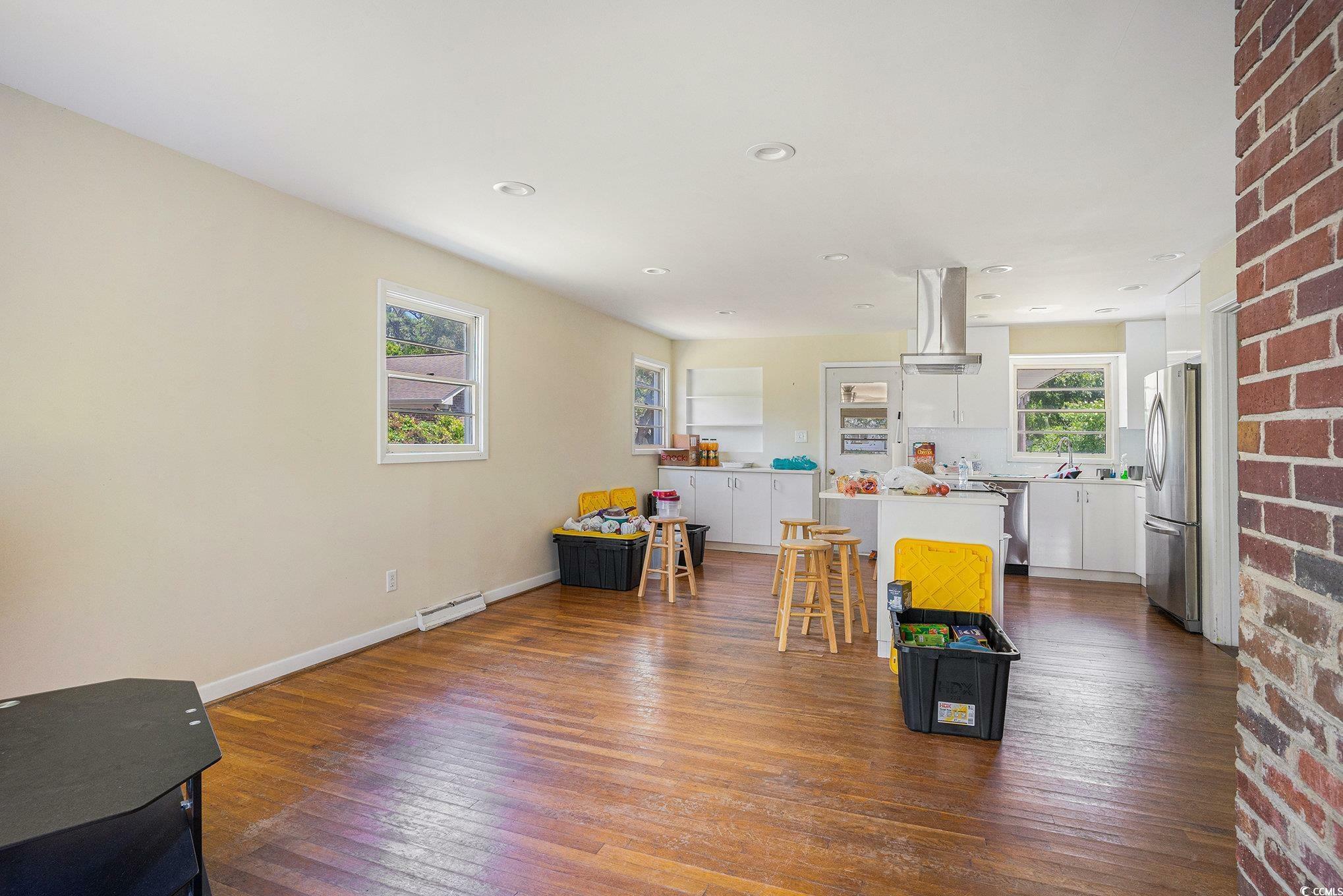 Property Photo: 5612 N Kings Hwy. SC 29577