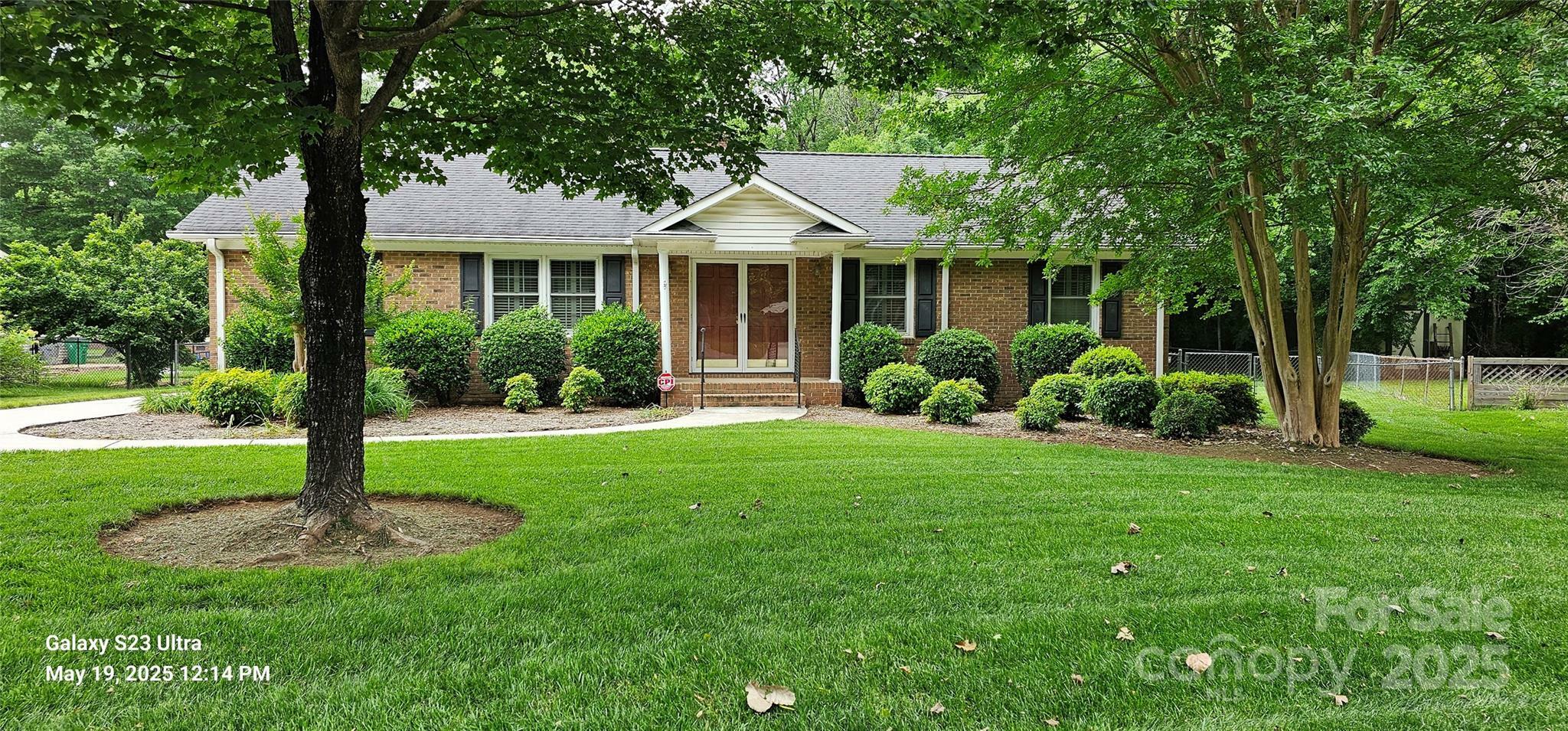 Property Photo: 2715 Kennetuck Court NC 28273