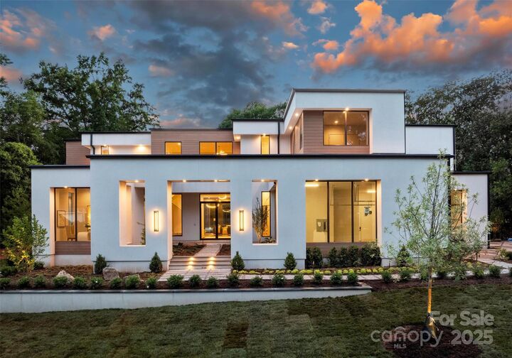 3630 Foxcroft Road  Charlotte NC 28211 photo