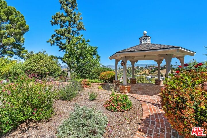Property Photo:  21663 Ulmus Dr  CA 91364 