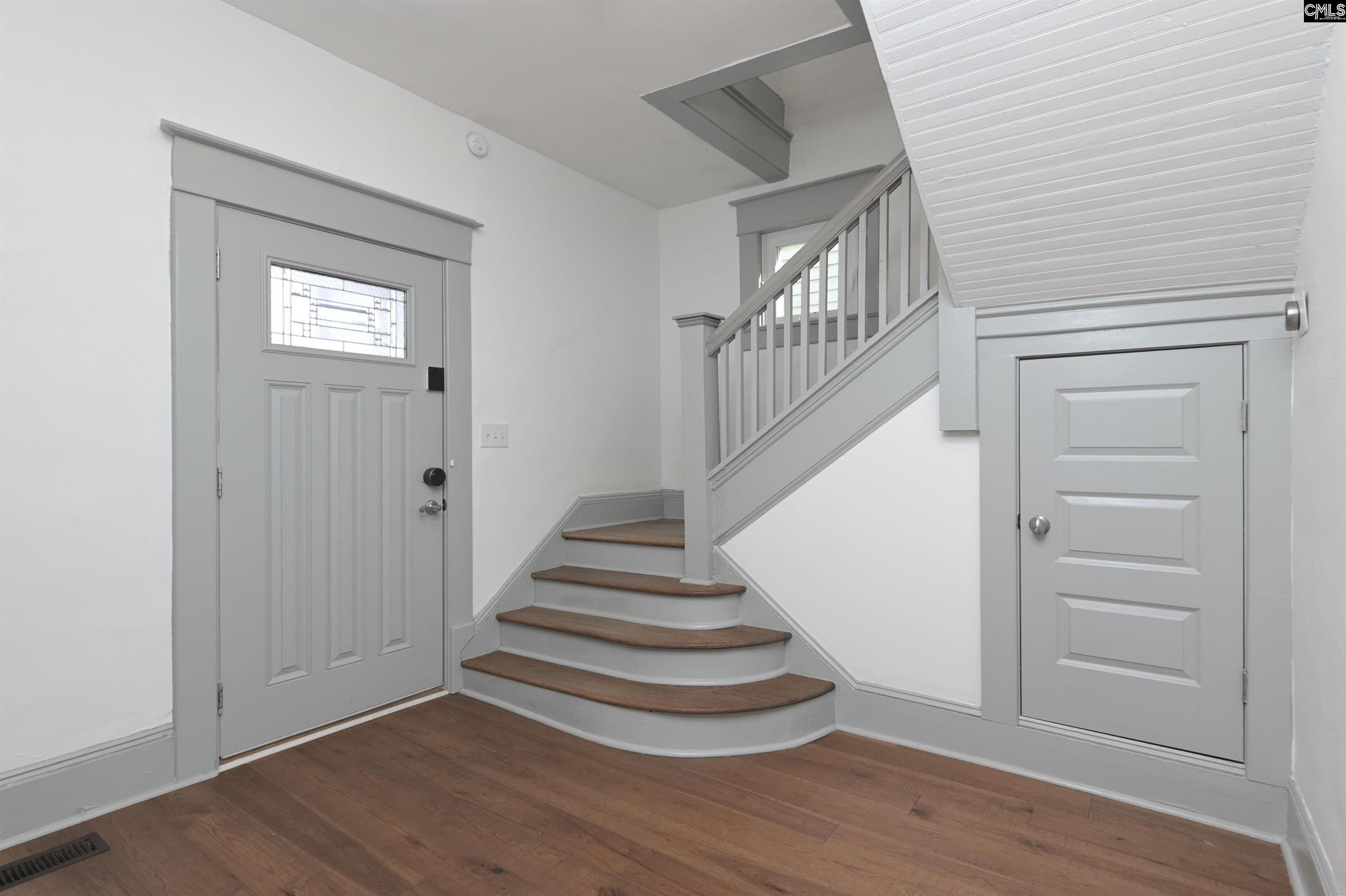 Property Photo:  728 Laurel  SC 29201 
