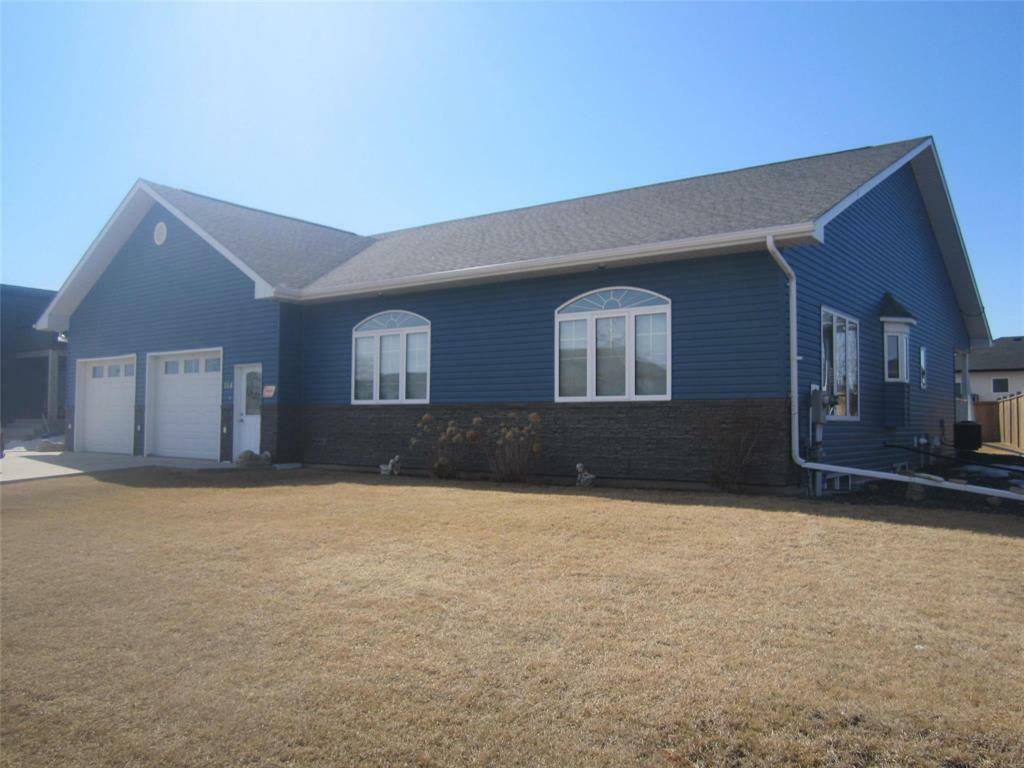 Property Photo: 154 Willow Drive MB R0G 1K0
